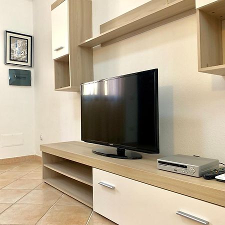 Square Inn Apartment Olbia Exterior foto